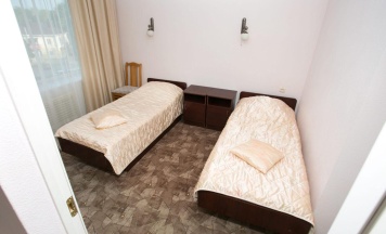 Номер стандарт комфорт с 4 односпальными кроватями в Юбилейная