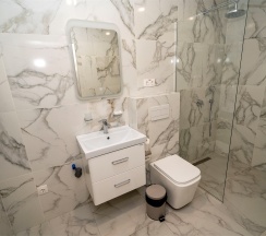 Люкс однокомнатный с камином в Мореин