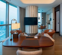 Двухместный люкс Corner with kitchenette c 1 комнатой двуспальная кровать в Hilton Tashkent City