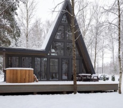 №8 A-Frame 100m2 с купелью и баней(оснащение дома, стоимость купели и бани см. Подробнее) в Les holidays
