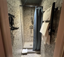 Двухместный номер эконом с личными удобствами вне номера в Simple hotel B9