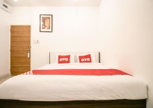 Двухместный номер Deluxe двуспальная кровать в OYO 568 Art Hotel Hua Lamphong - Hostel