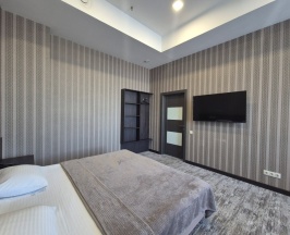 "Люкс улучшенный"(спальня и гостиная) в Такт