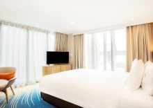 Люкс в Holiday Inn Express and Suites Bangkok Central Pier, an IHG Hotel