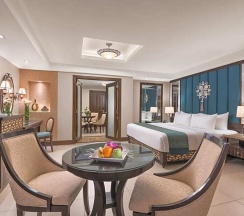 Люкс Executive в Henann Regency Resort & Spa