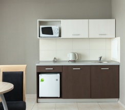 Апартаменты Superior c 1 комнатой с балконом и с красивым видом из окна в Комплекс апартаментов Комфорт