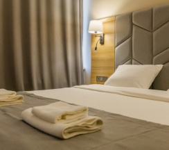 Двухместный номер Стандарт с видом на море двуспальная кровать в Афалина