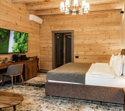 Номер Делюкс с двуспальной кроватью и видом на реку в Grand Chalet Altay