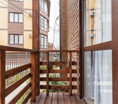 Комфорт Трехместный с Балконом Двуспальной кроватью и Доп. местом в Домус.море