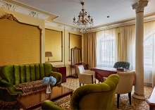 Трехкомнатные апартаменты с двумя спальнями в The Rooms Boutique Hotel