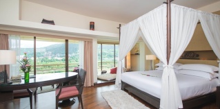 Карон: Курортный отель Pullman Phuket Karon Beach Resort