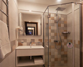 Эконом с 2 кроватями в У Золотых Ворот