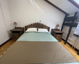 Двухместный номер Standard Мансарда двуспальная кровать в Rybinka