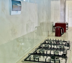 Стандартный семейный улучшенный четырёхместный номер в Жемчужина Абхазии