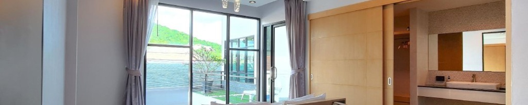 Номер Deluxe с красивым видом из окна в Oneloft Hotel