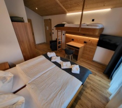 Трёхместный номер Standard с балконом в Hotel Europa