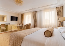 Джуниор сюит КОРНЕР в Rimar Hotel Krasnodar