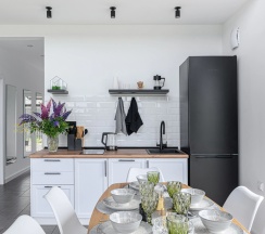 Апартаменты с 3 комнатами с балконом в Barns Village