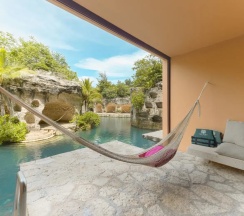 Двухместный люкс Adults Jump River (двуспальная кровать) в Отель Xcaret Mexico	