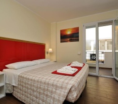 Двухместный номер Standard с балконом двуспальная кровать в Felicity Residence