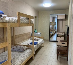 Семейный 4х местный номер в Кедр