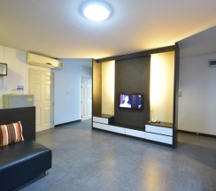 Одноместный люкс в LOFT Salaya
