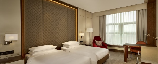 Номер с двумя односпальными кроватями и доступом в клубную гостиную в Hyatt Regency Moscow Petrovsky Park