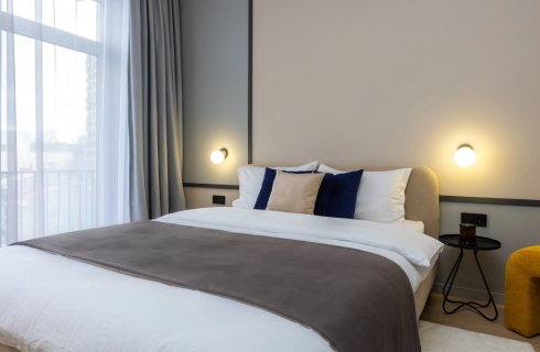 Беларусь, Минск: Апартаменты Апартаменты Pinterest на набережной реки Свислочь рядом с отелем Пекин