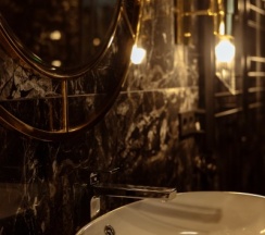 Нуар 324 в Four rooms