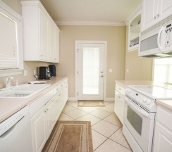 Коттедж с 2 комнатами с видом на море в Summer Towne Cottages By Panhandle Getaways