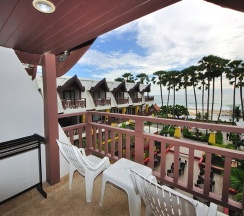 Двухместный полулюкс двуспальная кровать в Woraburi Phuket Resort & Spa