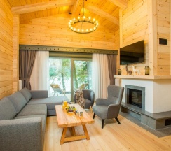 Фэмили Шале Ривер в Grand Chalet Altay