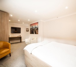 Двухместный номер Superior двуспальная кровать в OYO White Horse Lodge Hotel, East Thirsk