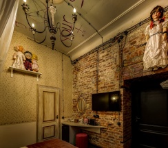 Кукольный дом в Mysterio hotel