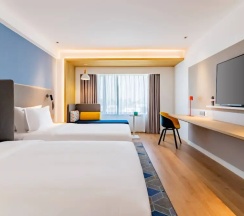 Трёхместный номер Standard в Holiday Inn Express Hohhot East Station, an IHG Hotel