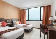 Двухместный номер Deluxe двуспальная кровать в Mida Grande Hotel Dhavaravati, Nakhon Pathom