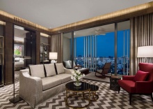 Двухместный люкс Ayutthaya двуспальная кровать в 137 Pillars Suites & Residence Bangkok