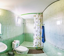 4-х местный номер с балконом в Ростовчанка