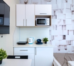 1-комнатные апартаменты эконом с 1 двуспальной кроватью (без окна) в Prim Rooms Apt Apartments (Прим Румс Апт Апартментс)