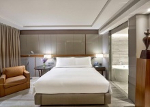 Двухместный номер Deluxe двуспальная кровать в Hilton Sukhumvit Bangkok