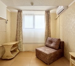 3х местный стандарт с видом на столовую  (номер на цокольном этаже) в Эргес