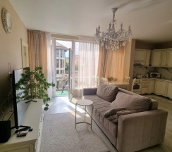 Апартаменты с балконом и с красивым видом из окна в У дяди Володи