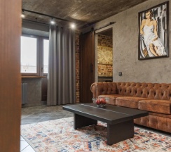 Двухместные апартаменты с 2 комнатами с балконом двуспальная кровать в Квартира Комфортный Лофт в Центре