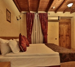 Двухместный люкс Comfort двуспальная кровать в La Casa Cave