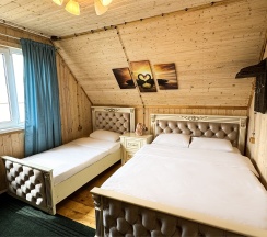 Домик с тремя спальнями и кухней в Hayat Haus