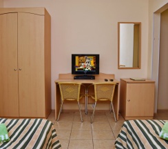 Двухместный полулюкс двуспальная кровать в Глафировка лэнд