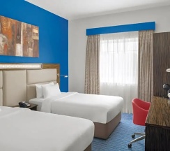 Двухместный номер Standard с видом на Бурдж-Халифа (2 отдельные кровати) в Holiday Inn Express Dubai Safa Park