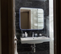 Двухместный люкс двуспальная кровать в Отель Downtown Suites Hotel Yerevan