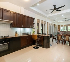 Вилла-люкс с собственным бассейном с 6 комнатами в Boutique Resort Private Pool Villa