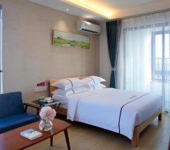 Двухместный номер Superior двуспальная кровать в Green Collection Care Hotel (24 Hours Free Transfer from Meilan Airport/Railway Station)